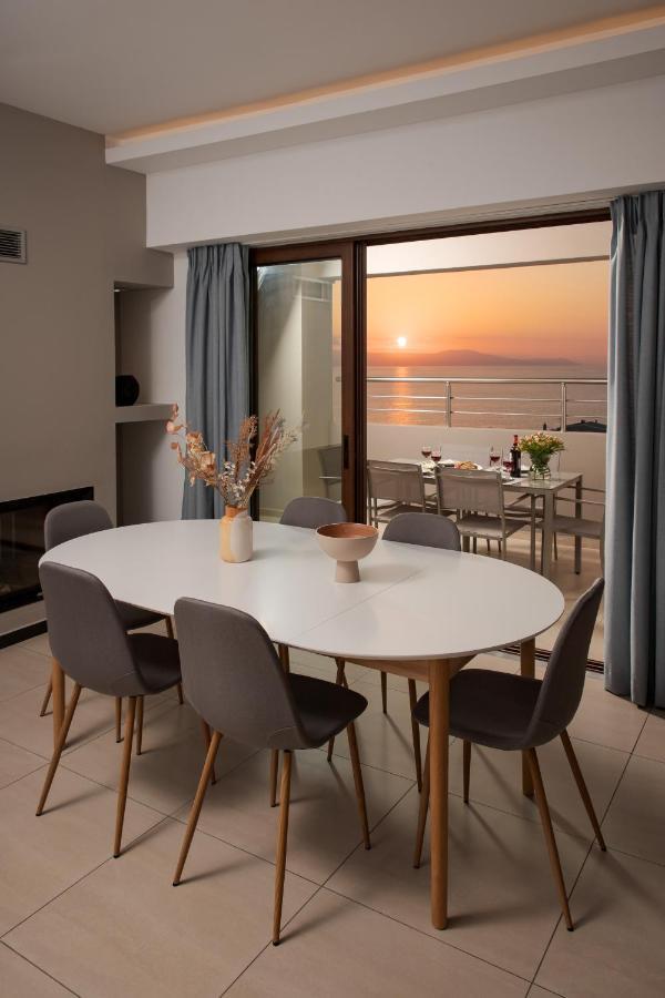 Overview Chania With Sea View And Amazing Sunset Exterior photo